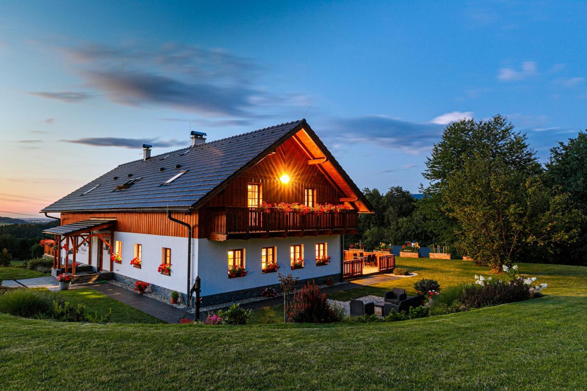 Penzion Stribrnik Krásná Extérieur photo